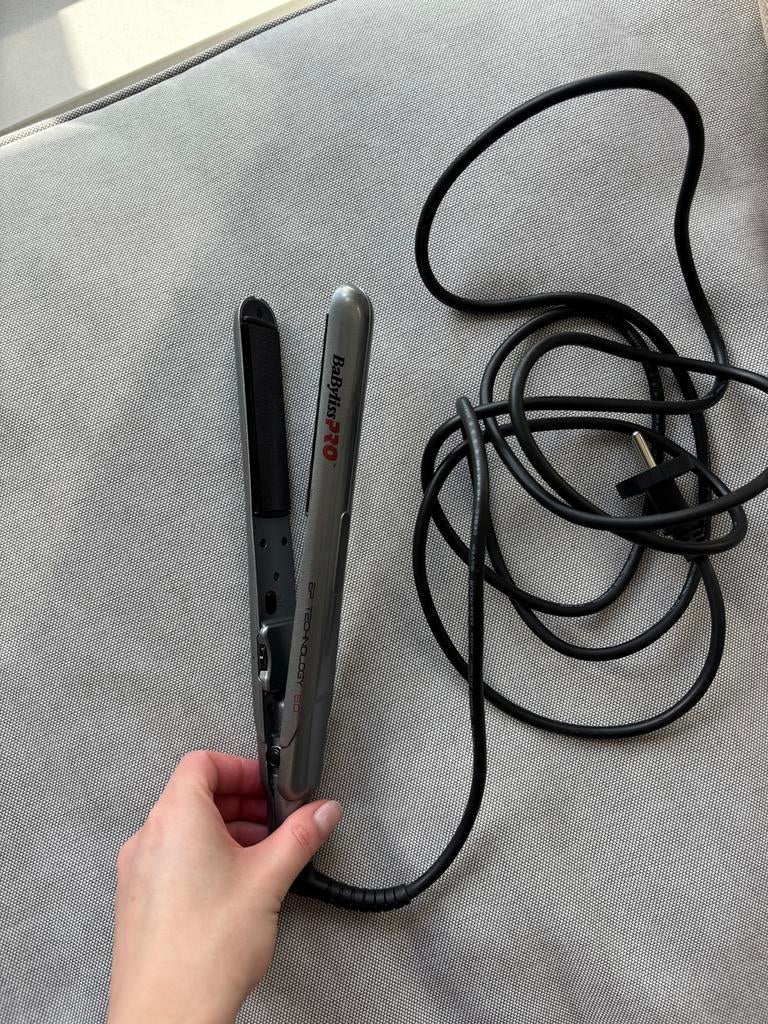Babyliss hair strenthener, Sieraden, Tassen en Uiterlijk, Uiterlijk | Haarverzorging, Ophalen, Zo goed als nieuw, Krultang of Stijltang