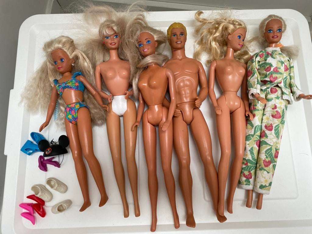 Vintage Barbies en kleding, o.a. Ken Disney en Skipper, Ophalen of Verzenden, Gebruikt, Pop