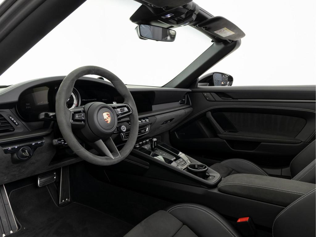 Porsche 911 Carrera 4 GTS Cabriolet, Auto's, Porsche, Stof, Gebruikt, Zwart, Vierwielaandrijving
