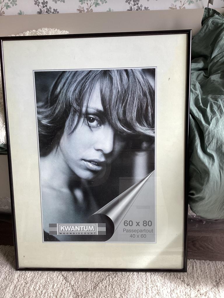 Grote zwarte fotolijst 60 x 80 cm kunststof zwart Kwantum, Ophalen, Kunststof, Gebruikt, 75 cm of meer