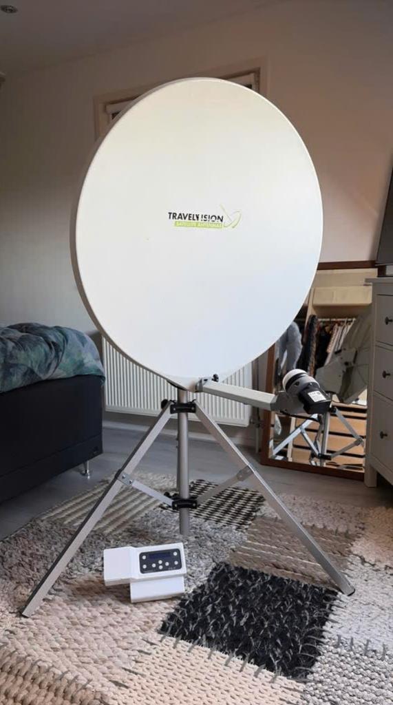 Travel vision R7 volautomatische schotel 80cm, Ophalen, Zo goed als nieuw