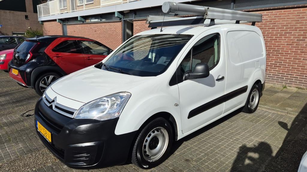 Citroën Berlingo 1.6 HDI 120PK EURO6 airco, Auto's, Bestelauto's, Voorwielaandrijving, Stof, 74 pk, 4 cilinders