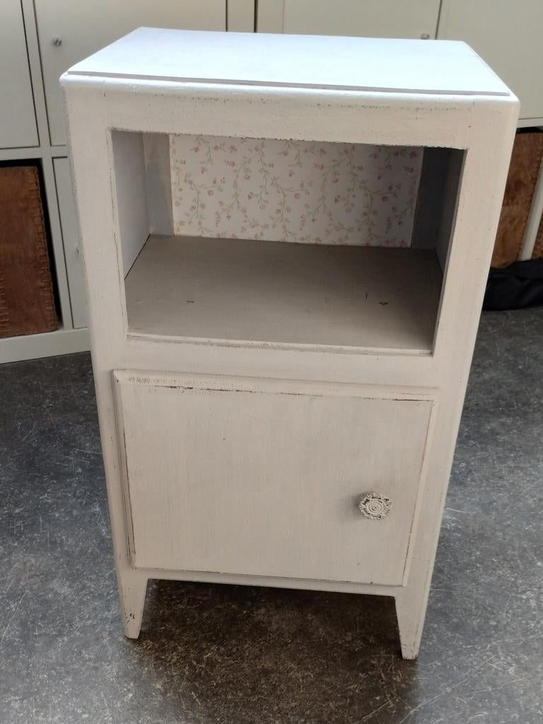 Super leuk houten (nacht)kastje, Ophalen, Gebruikt