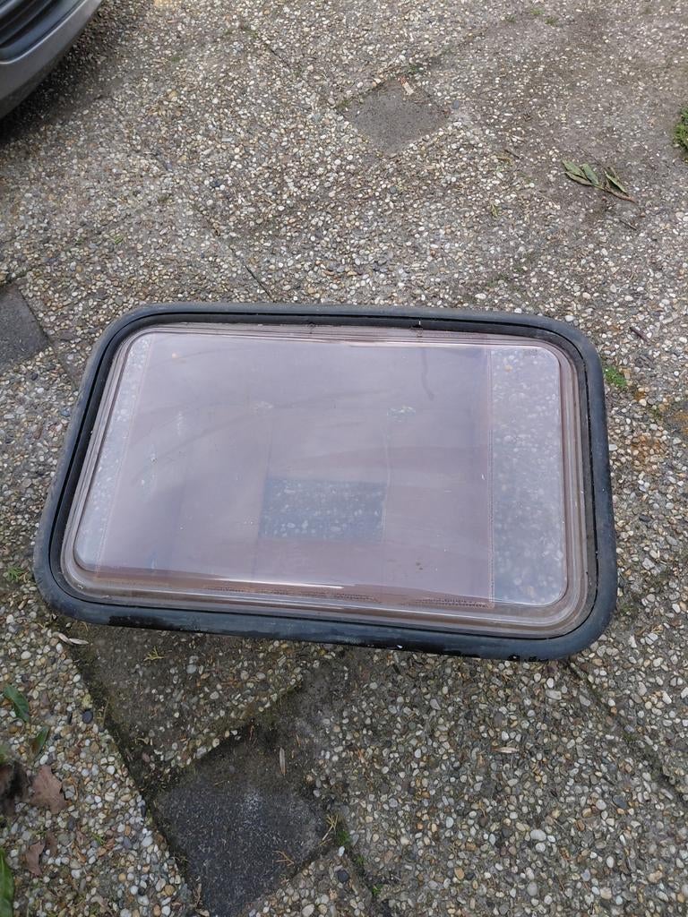 Raam voor camper of caravan, Auto-onderdelen, Ophalen of Verzenden, Gebruikt, Universele onderdelen