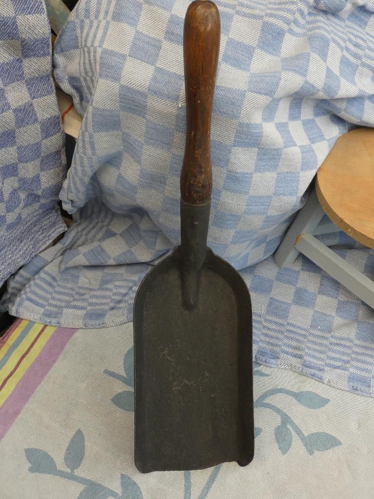 oude kolenschep/ schepje, Ophalen of Verzenden