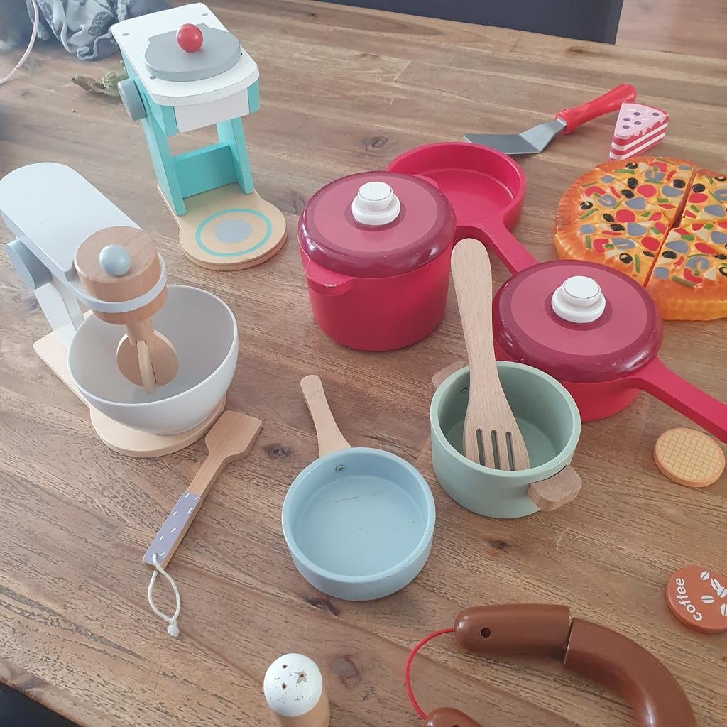 Little dutch keukentje met toebehoren, Ophalen, Zo goed als nieuw