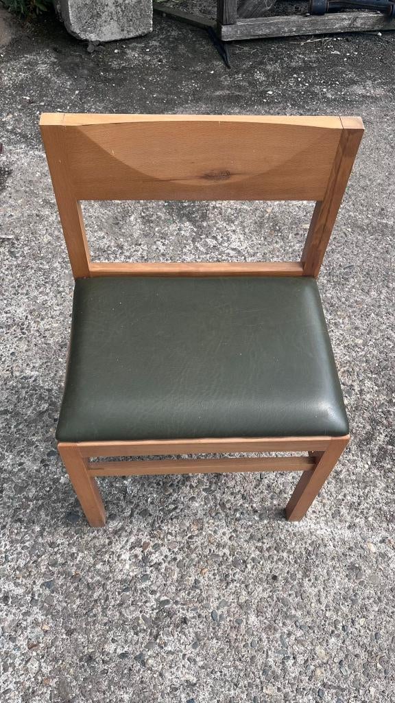 Set van 10 Kerkstoelen met Groene Zitting, Antiek en Kunst, Ophalen