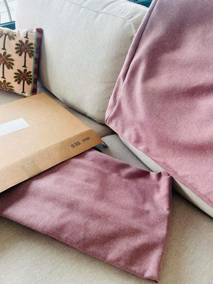 Nieuwe Kivik hoes oud roze - 3-zitsbank met chaise longue, Huis en Inrichting, Banken | Bankstellen, Nieuw, Hoekbank, Driepersoons