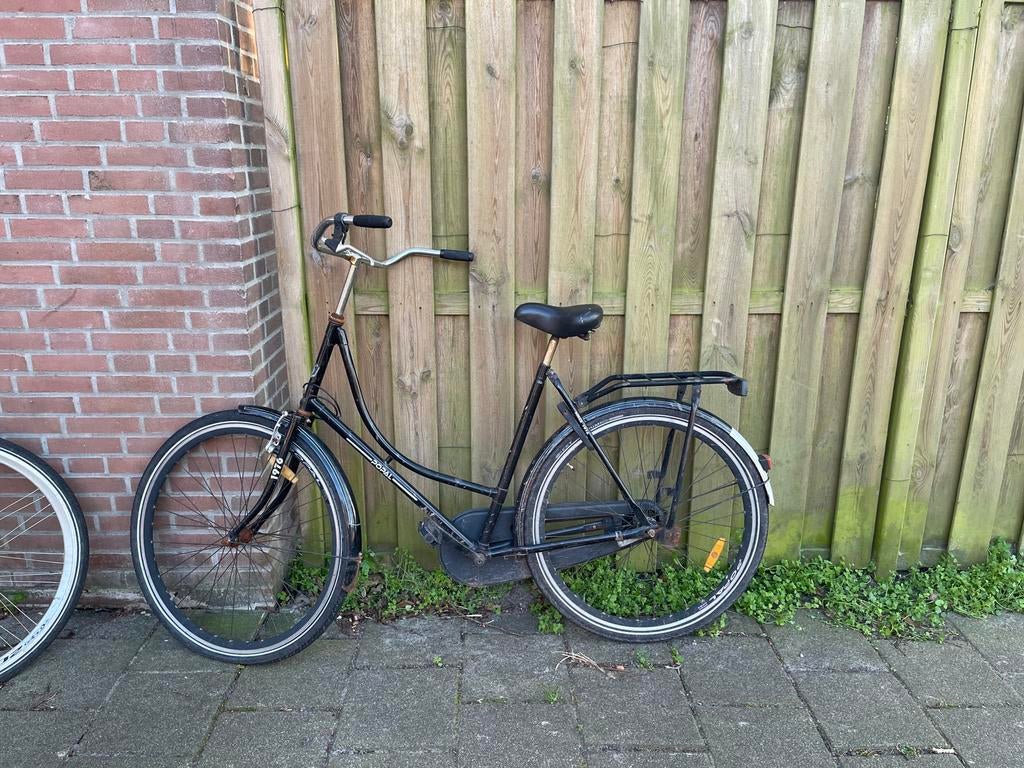 Stationsfiets met spoed weg!, Fietsen en Brommers, Fietsen | Dames | Omafietsen, Ophalen, Zo goed als nieuw, Handrem