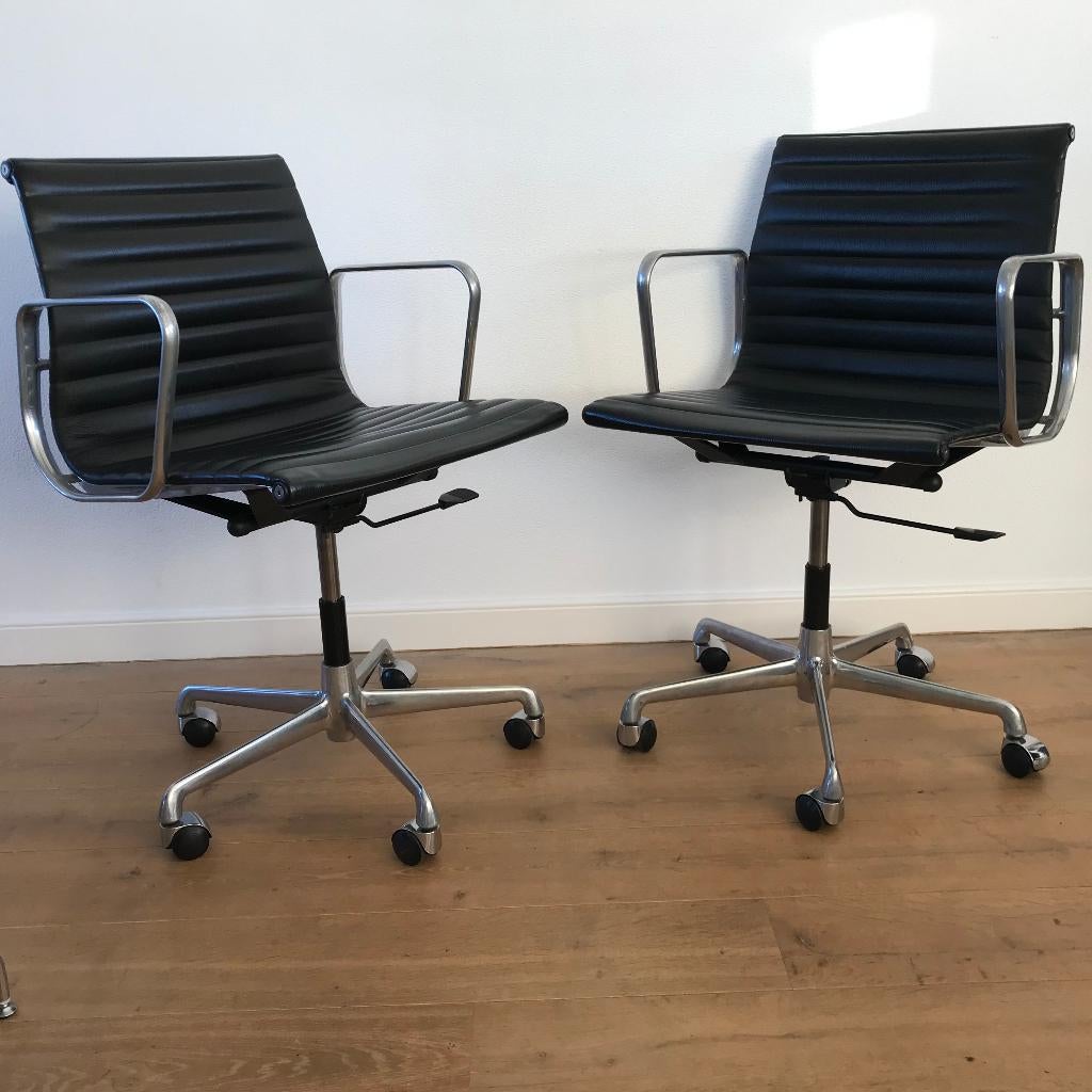 2 ICF Charles Eames bureaustoel EA 117 swivel vintage, Gebruikt, Zwart, Ophalen of Verzenden, Nvt