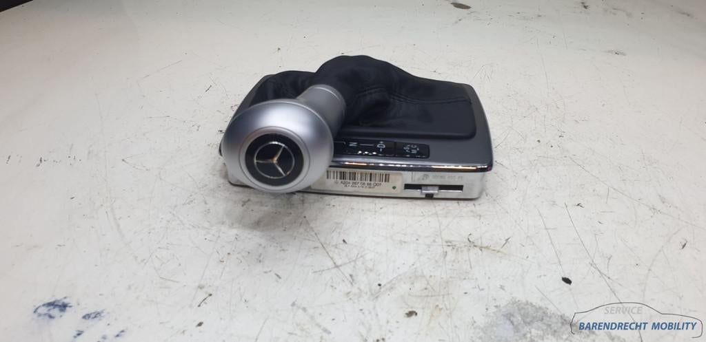 Pookknop pookhoes C klasse W204 alluminium leder 2042672410, Gebruikt, Mercedes-Benz AG, Mercedes-Benz, Ophalen of Verzenden