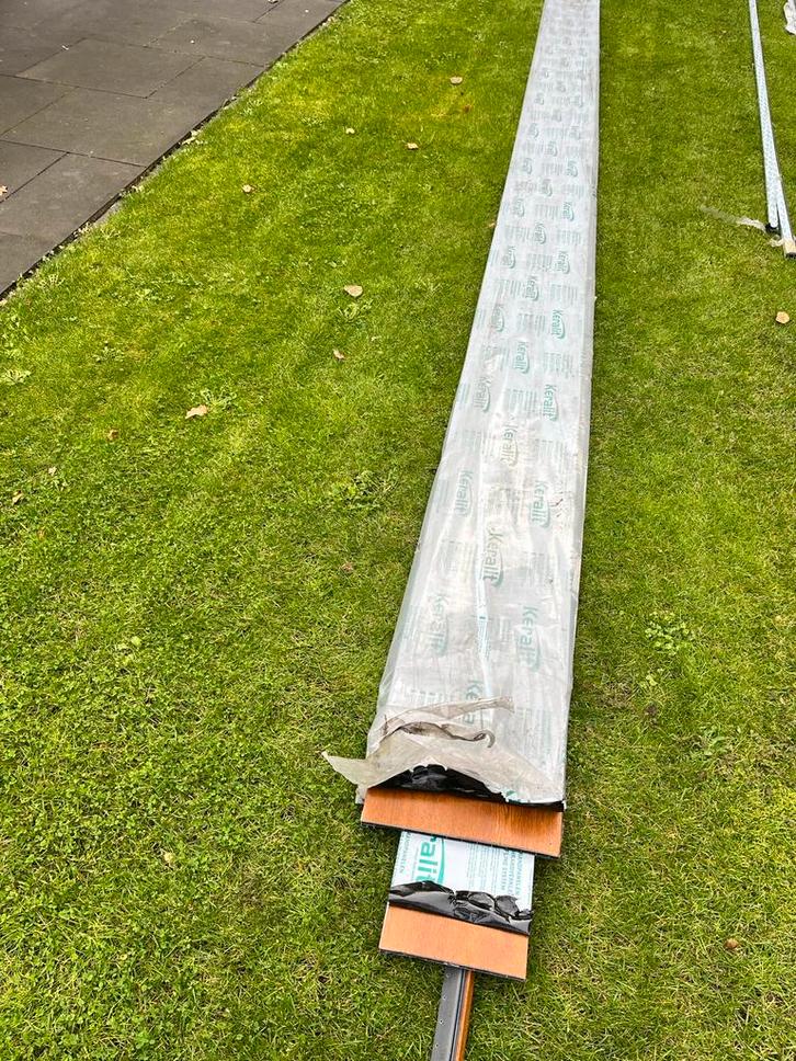 Keralit dakrandpanelen, Doe-het-zelf en Verbouw, Dakpannen en Dakbedekking, Nieuw, Overige typen, Kunststof, Grijs, Minder dan 5 m²