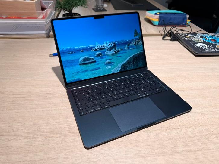 MacBook Air 13” (2024, M3), Computers en Software, Apple Macbooks, Zo goed als nieuw, MacBook Air, 13 inch, 256 GB, 8 GB, Qwerty