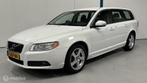 Volvo V70 2.5T Momentum 230PK / AUTOMAAT / NAVI, 93 €/maand, Euro 4, Geïmporteerd, 1568 kg
