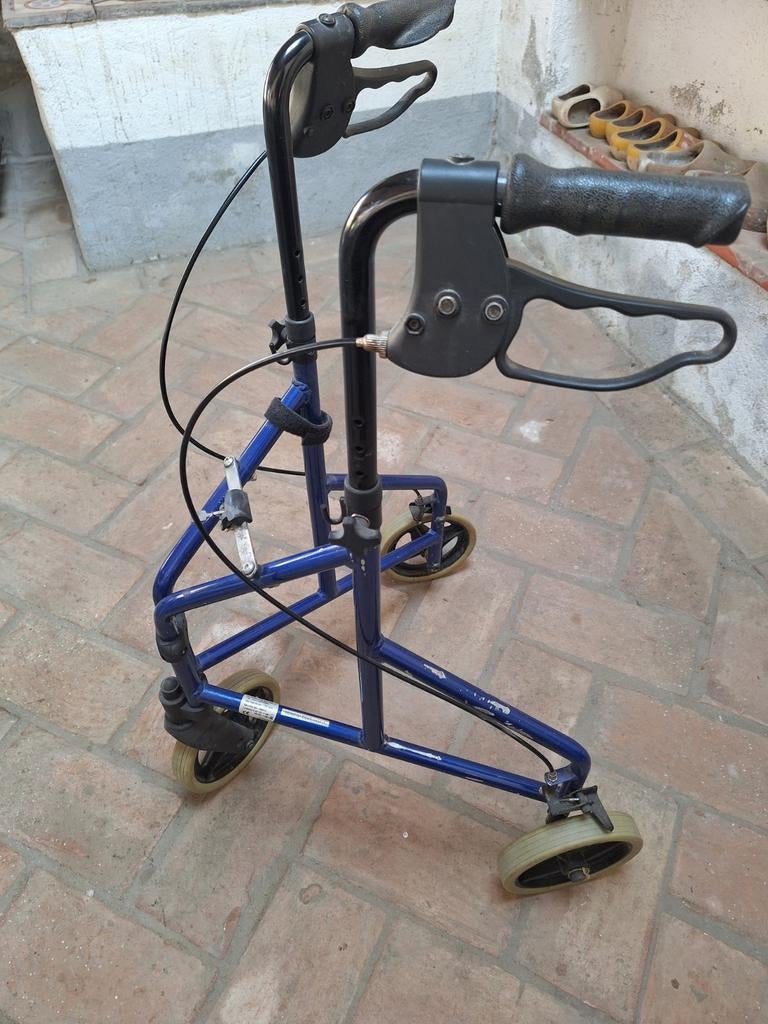 3 wieler rollator inklapbaar blauw, Diversen, Rollators, Ophalen