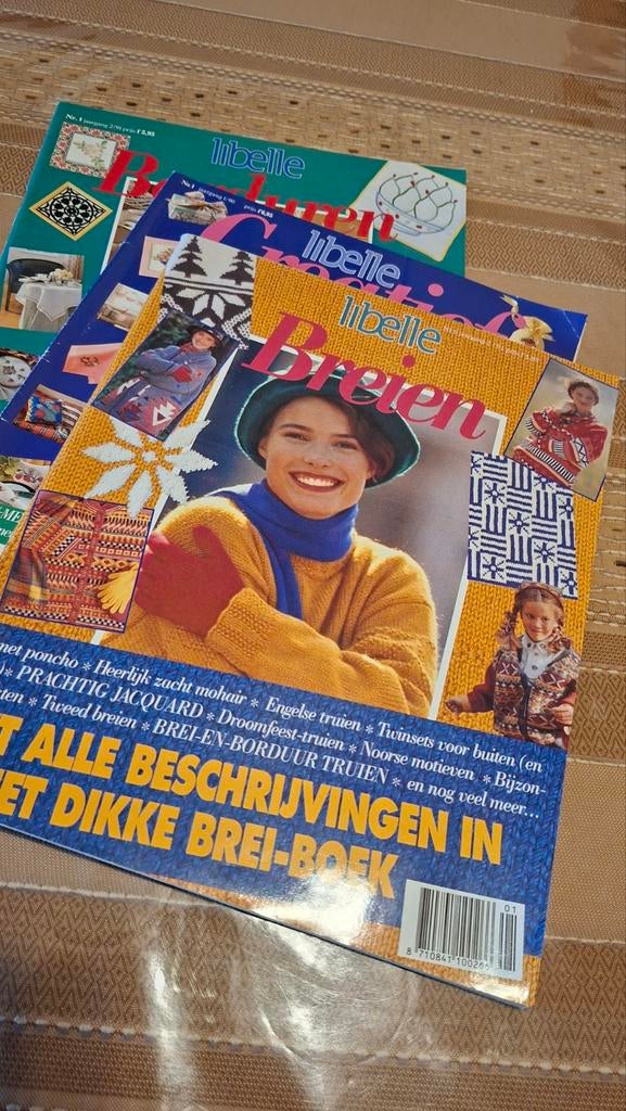 Libelle Breien Tijdschriften - Het Dikke Brei-Boek Drie stuk, Hobby en Vrije tijd, Ophalen of Verzenden, Breien, Patroon of Boek