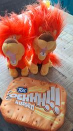 Knuffels: 2 leeuwen, TUC kussen, handpop, mega wup, Ophalen of Verzenden, Overige typen