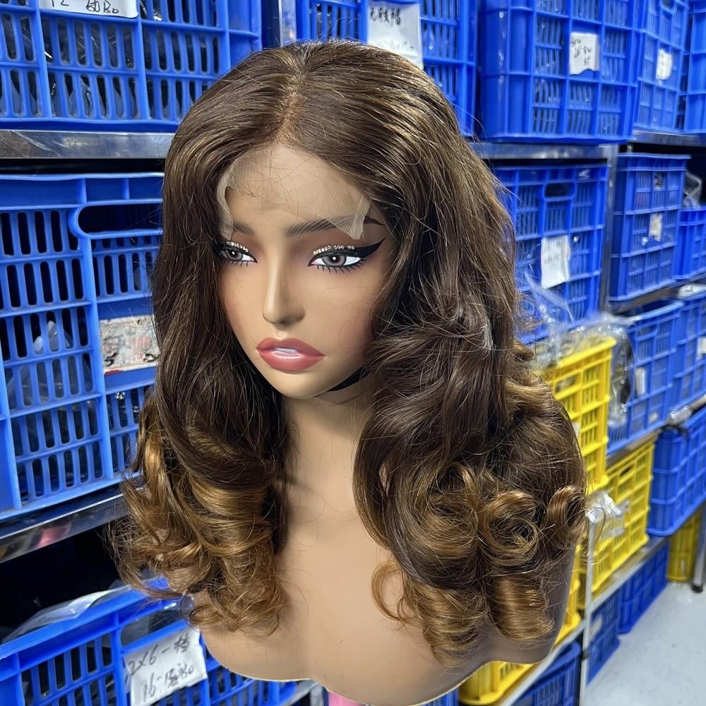 Luxe bouncy pruik/ wig 100% menselijke haar, Ophalen of Verzenden, Nieuw, Pruik of Haarverlenging