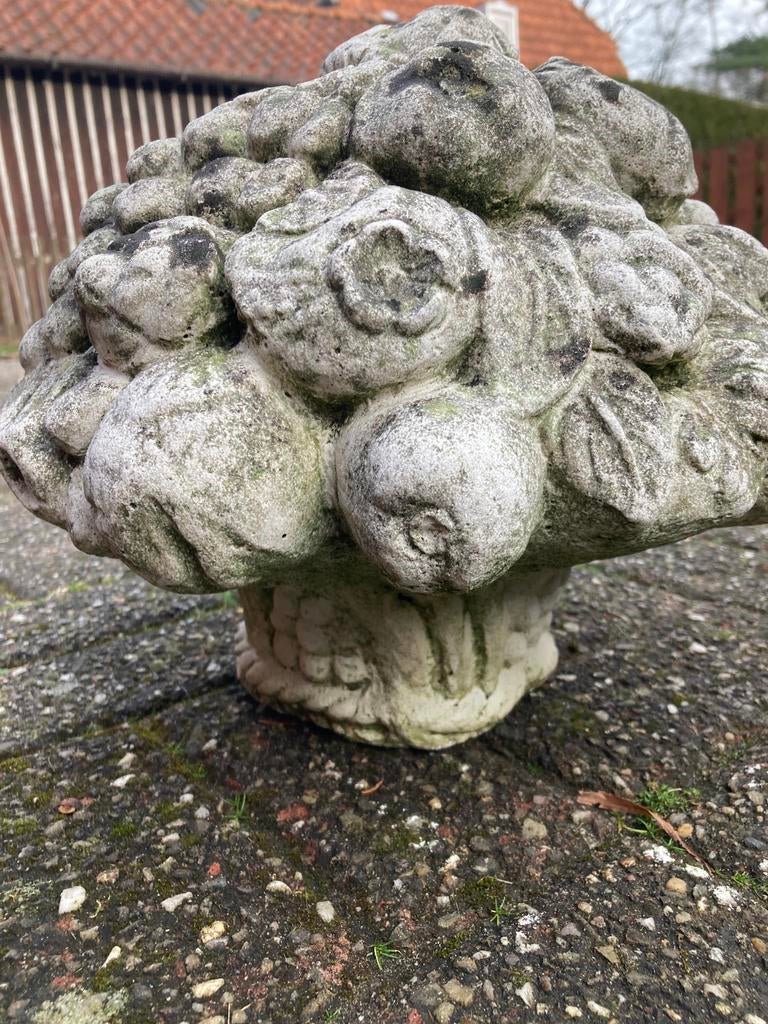 Tuinbeeld fruitmand beton brocante, Tuin en Terras, Tuinbeelden, Ophalen, Gebruikt, Beton, Overige typen