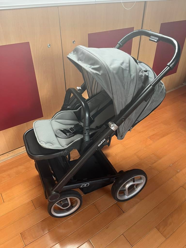 Mutsy igo kinderwagen, Kinderen en Baby's, Kinderwagens en Combinaties, Ophalen, Gebruikt, Luchtbanden, Combiwagen