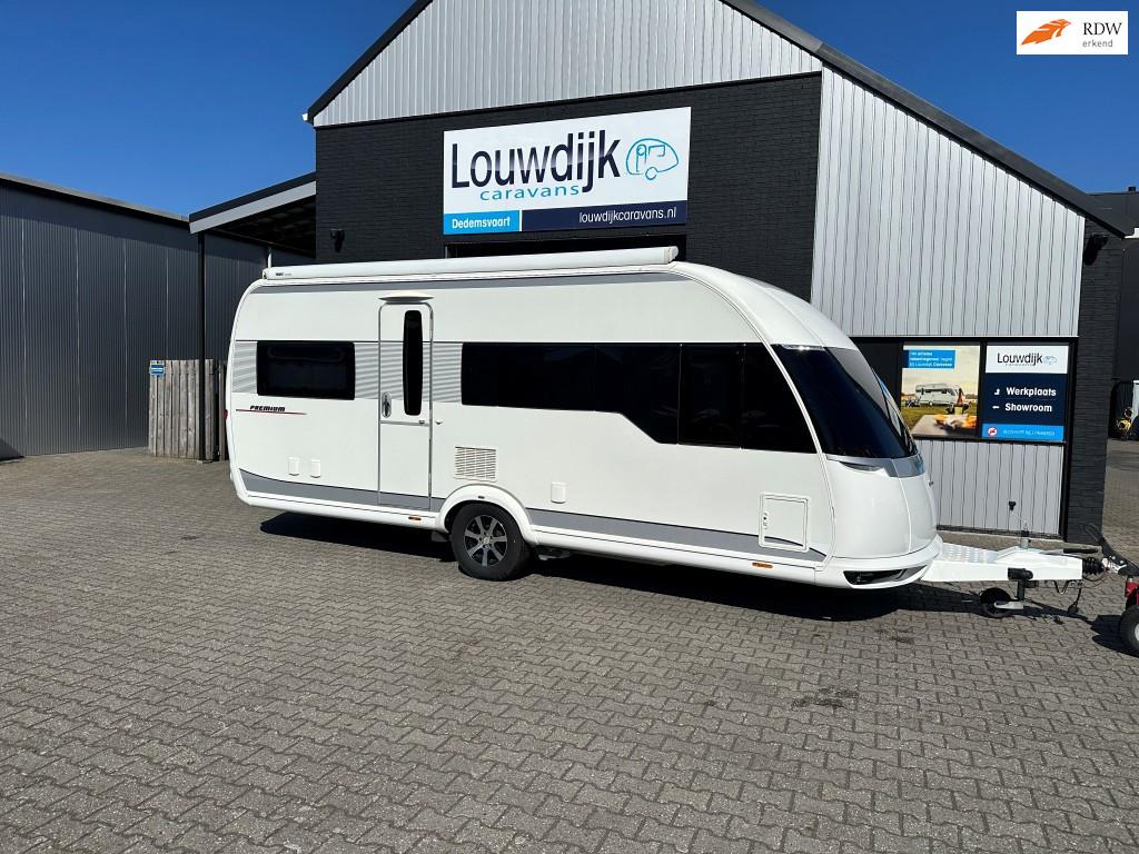 HOBBY Premium 540 UFE ’15 (Mover, Luifel), Rondzit, 7 tot 8 meter, Bedrijf, Kelvinstraat 23
7701BZ  Dedemsvaart, NL