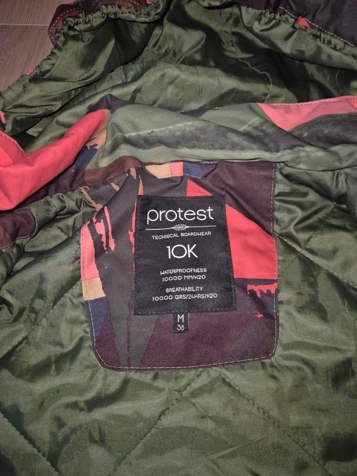 Ski jas Protest - Maat M, Kleding | Dames, Wintersportkleding, Maat 38/40 (M), Ophalen of Verzenden, Zo goed als nieuw, Protest