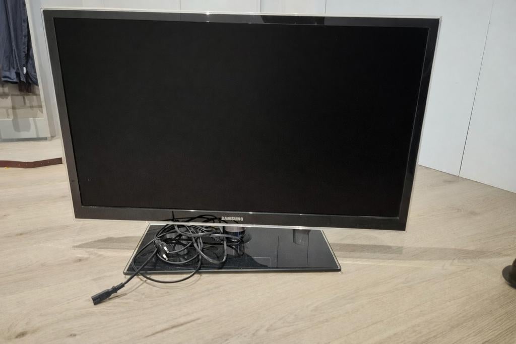 Samsung UE32D5000 LCD Full HD TV 32 inch, Ophalen of Verzenden