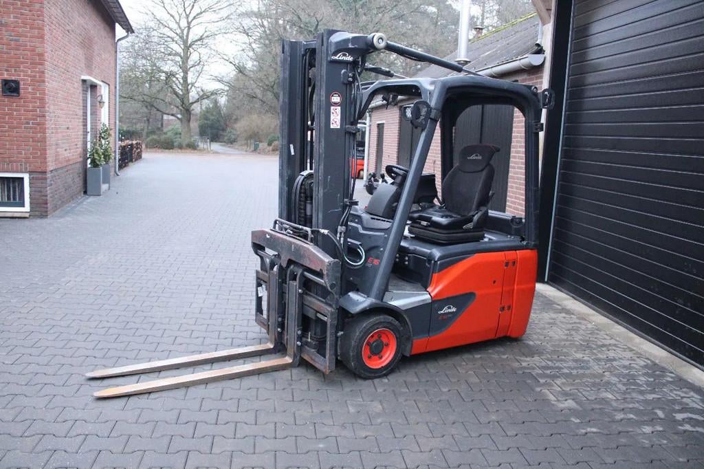 Linde E16 heftruck elektrische triplex sideshift lepelverste, Zakelijke goederen, 1000 tot 2000 kg, Elektrisch, Heftruck, Linde