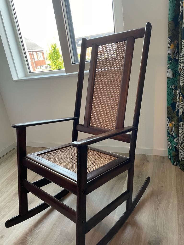Retro vintage eiken schommelstoel met rieten webbing zitting, Ophalen