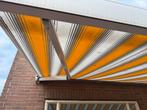 Optima zonnescherm 550cm - Geel/wit gestreept knikarmscherm, Tuin en Terras, Zonneschermen, Ophalen, Gebruikt, 450 cm of meer