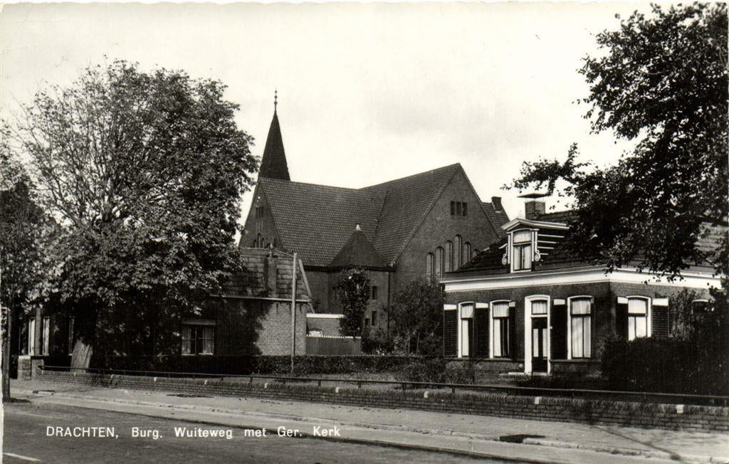 Drachten, Burg. Wuiteweg met Ger. Kerk - ongelopen, Ophalen of Verzenden, Voor 1920, Ongelopen, Friesland
