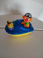 Sesamstraat Ernie in bootje., Ophalen of Verzenden, Zo goed als nieuw