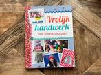 Vrolijk handwerk met Bonthuishouden - Nina & Nienke, Ophalen of Verzenden, Zo goed als nieuw, Breien en Haken, Geschikt voor kinderen