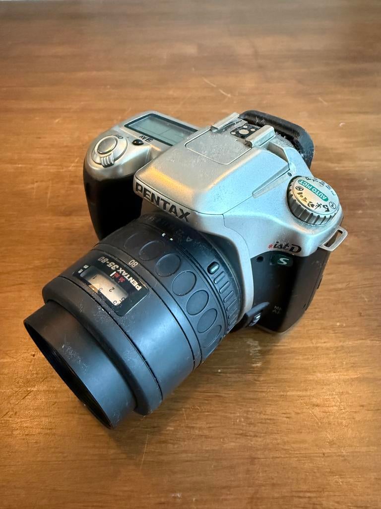 Pentax *istD S Digitale Spiegelreflexcamera, Audio, Tv en Foto, Fotocamera's Digitaal, Gebruikt, Spiegelreflex, Ophalen of Verzenden