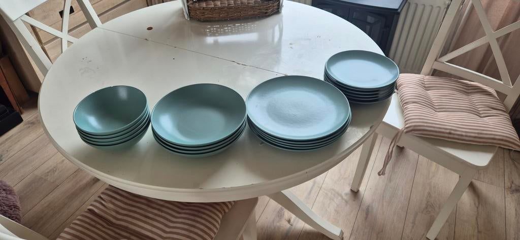 Ikea Fargklar Compleet servies set - 20delig -mint groen, Ophalen of Verzenden, Zo goed als nieuw, Porselein, Overige stijlen