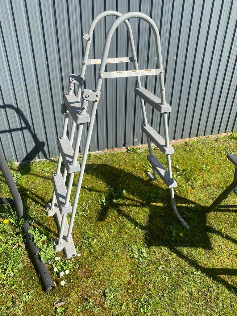 Zwembad lader, Ophalen of Verzenden, Zo goed als nieuw