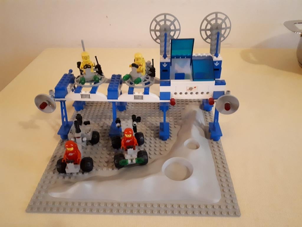 Lego Vintage Space Supply Station 6930, Kinderen en Baby's, Speelgoed | Duplo en Lego, Gebruikt, Lego, Ophalen of Verzenden, Space