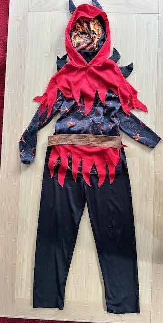 Duivel pakje , maat 122 / 128 zgan (N718), Kinderen en Baby's, Kinderkleding | Maat 122, Overige typen, Ophalen of Verzenden, Zo goed als nieuw