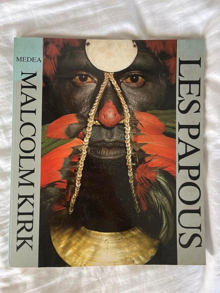 Les Papous - Malcolm Kirk - Medea, Boeken, Overige Boeken, Zo goed als nieuw, Ophalen