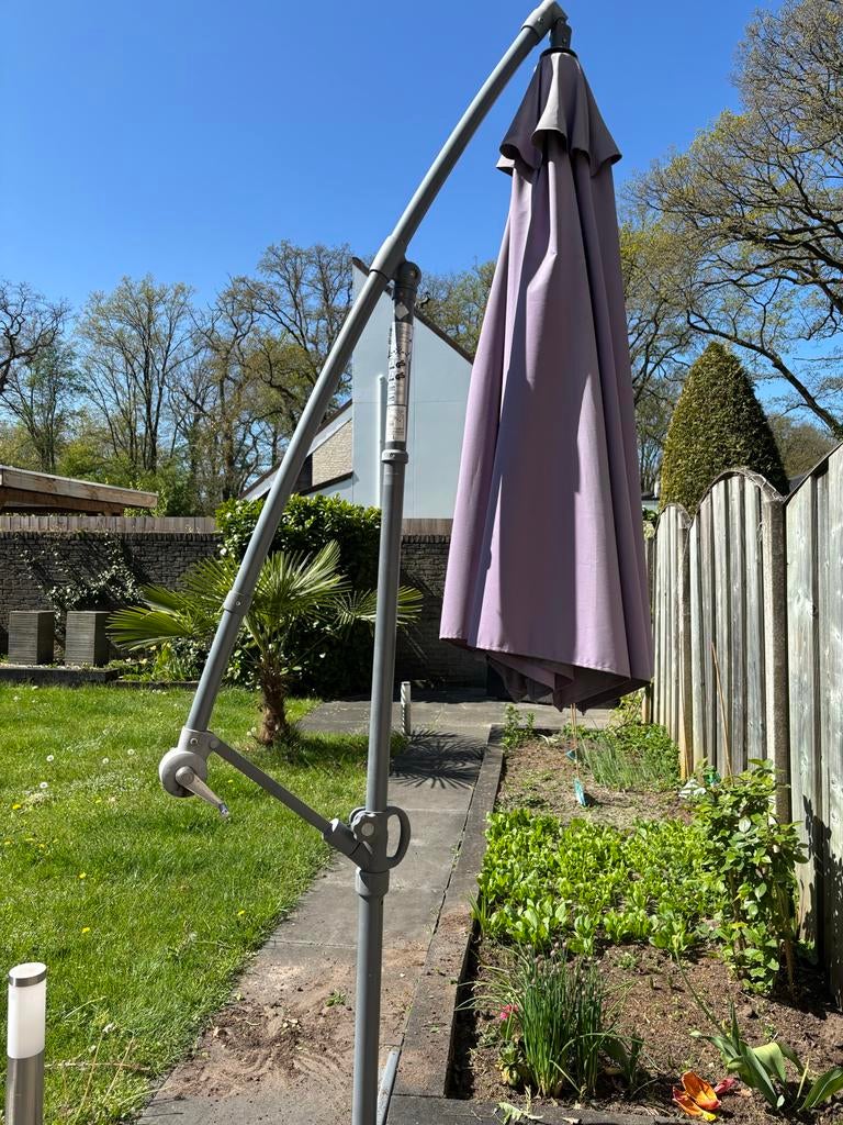 Zweefparasol - Zo goed als nieuw, Ophalen, Zo goed als nieuw, 2 tot 3 meter, Zweefparasol