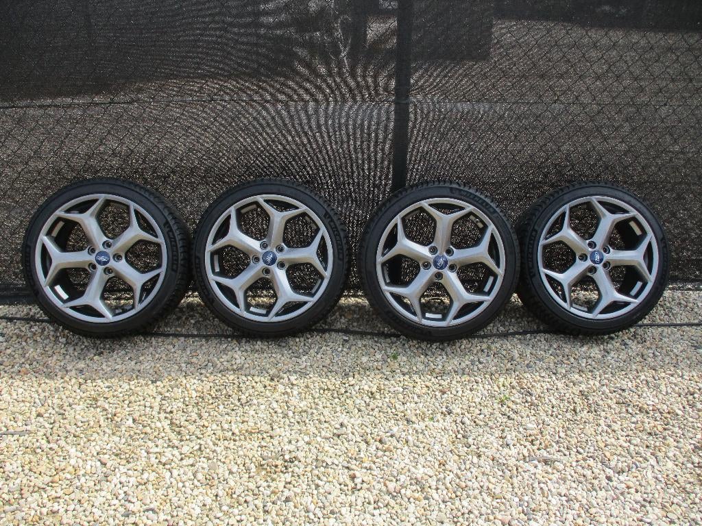 Ford Focus 3 ST velgen18''met nieuwe Michelin's 225/40x18, Auto-onderdelen, Banden en Velgen, 18 inch, Banden en Velgen, Nieuw