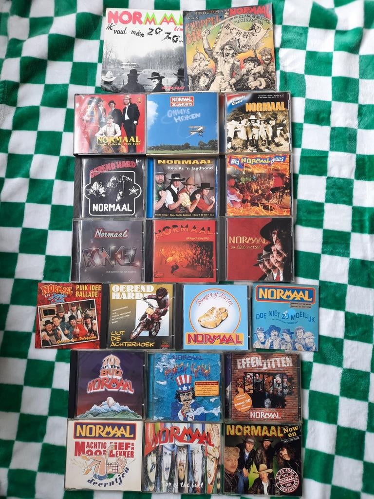 Collectie met normaal cds en singles, Cd's en Dvd's, Cd's | Nederlandstalig, Ophalen, Zo goed als nieuw, Levenslied of Smartlap