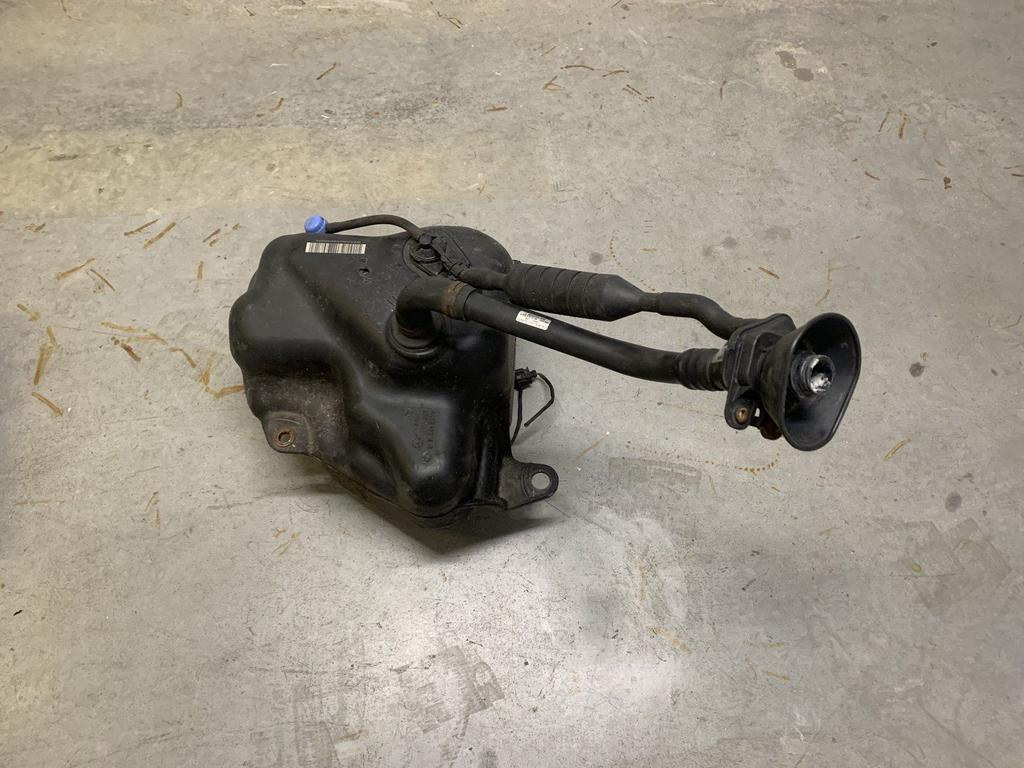 adblue tank mercedes sprinter + pomp 2010 - 2018 A9064701815, Auto-onderdelen, Brandstofsystemen, Gebruikt, -, Ophalen of Verzenden
