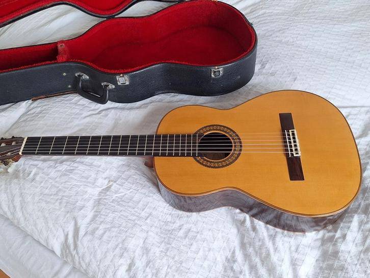 Handgebouwde Klassieke Gitaar - Amalio Burguet (Mod. 3a), Muziek en Instrumenten, Snaarinstrumenten | Gitaren | Akoestisch, Gebruikt