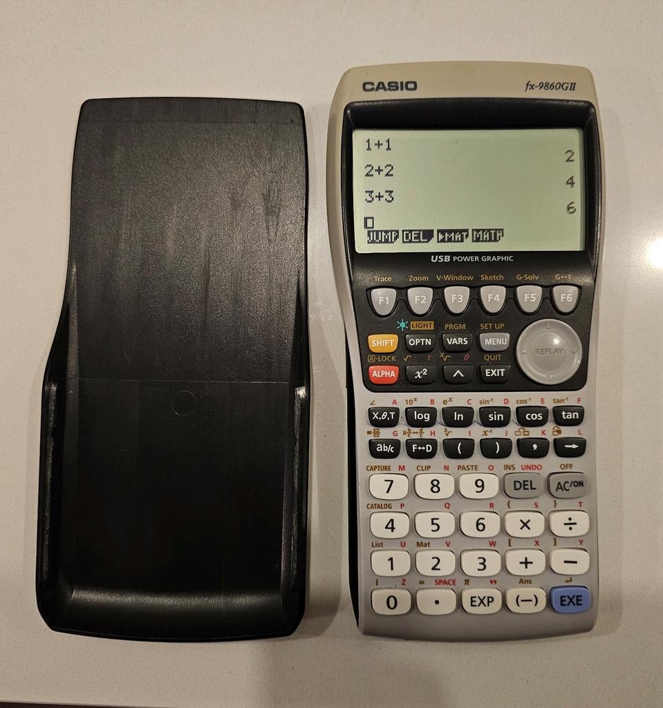 Casio grafische rekenmachine fx-9860GII, Diversen, Rekenmachines, Ophalen of Verzenden, Grafische rekenmachine, Gebruikt