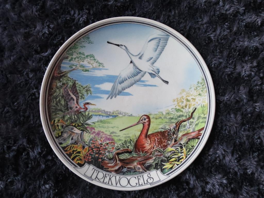 mooi porselein wandbord met trekvogels 23,5 cm, Ophalen of Verzenden