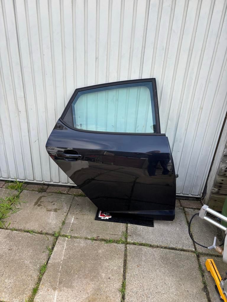 Seat ibiza achterdeur rechts kompleet, LC9Z, Auto-onderdelen, Ophalen, Gebruikt, Achter, Overige automerken