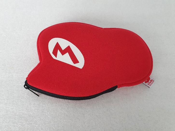 Club Nintendo Mario Hat Pouch Carrying Case, Spelcomputers en Games, Spelcomputers | Nintendo Portables | Accessoires, Gebruikt