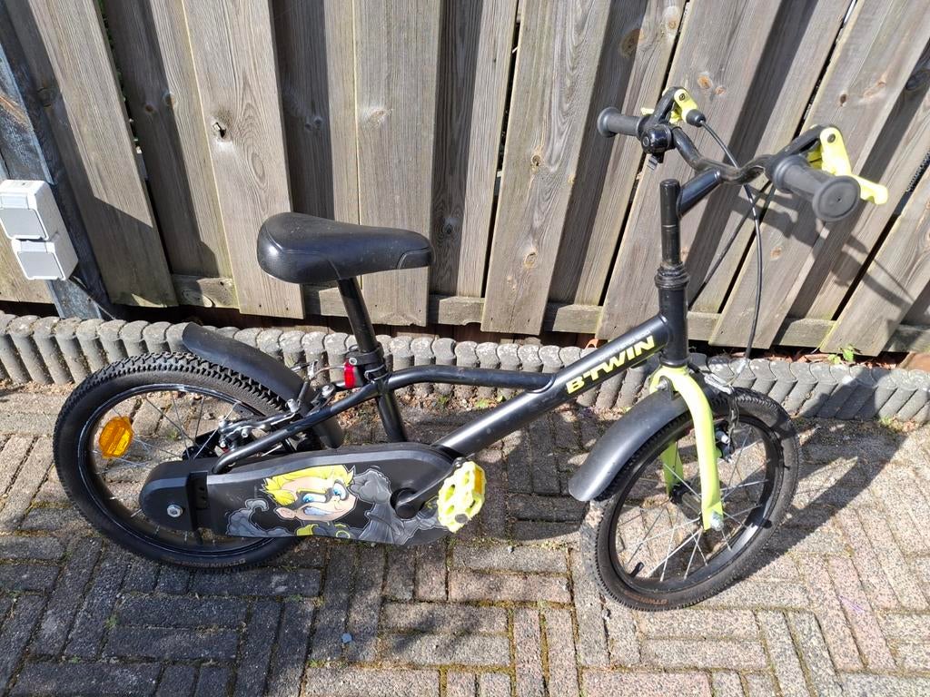B'Twin Dark Hero 500 kinderfiets 16 inch, Ophalen, Gebruikt, 16 tot 20 inch, B'Twin