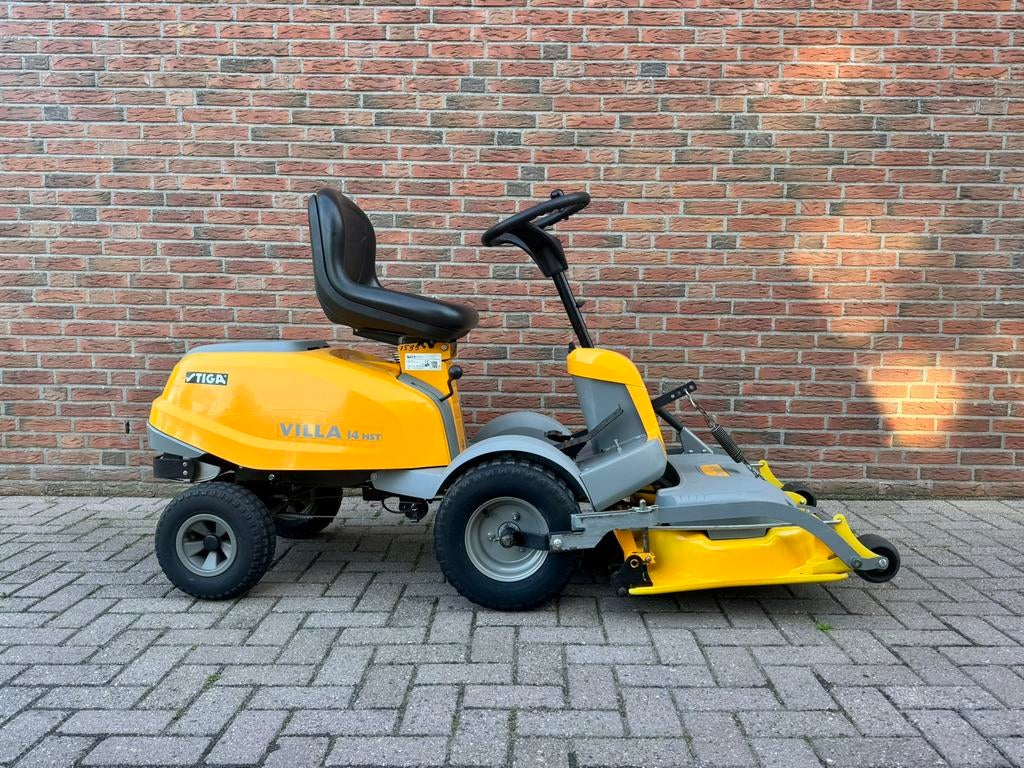Stiga villa 14 HST nieuw combi maaidek zitmaaier frontmaaiee, Tuin en Terras, Zitmaaiers, Zo goed als nieuw, 90 tot 120 cm, Elektrische starter